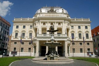 Slovak National Theatre (photo by Ctibor Bachratý)